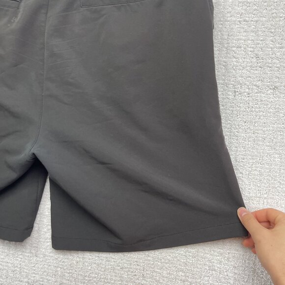 Mike Weir Mens Size 30 Athletics Shorts Golf / Tennis Sports Casual Black - Picture 14 of 15